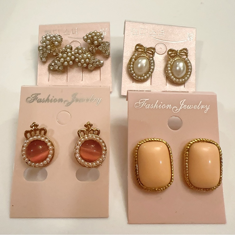 Korean Fashion 4 Pairs Bundle Pearl Trim/Moonstones/Crown/Bow Stud Earrings